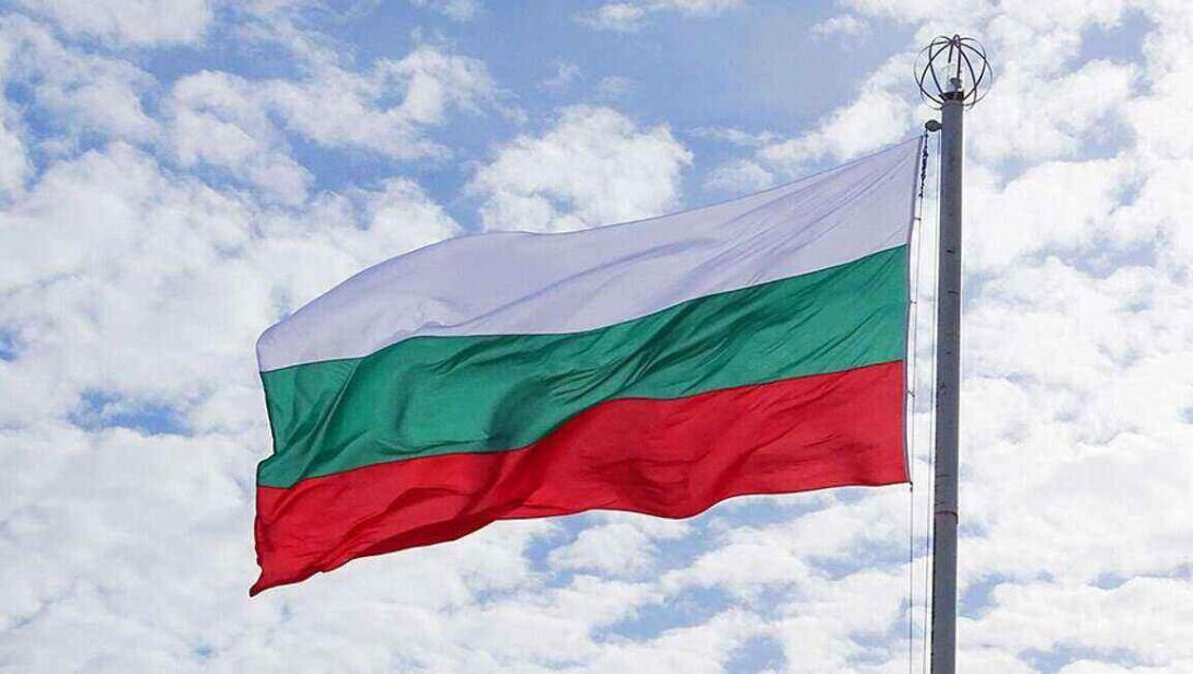 Im vergangenen Jahr wies Bulgarien 70 Mitglieder des russischen diplomatischen Personals aus, was die diplomatischen Beziehungen zwischen den beiden Ländern stark belastete Bulgarien weist russischen Journalisten wegen Bedrohung der nationalen Sicherheit aus