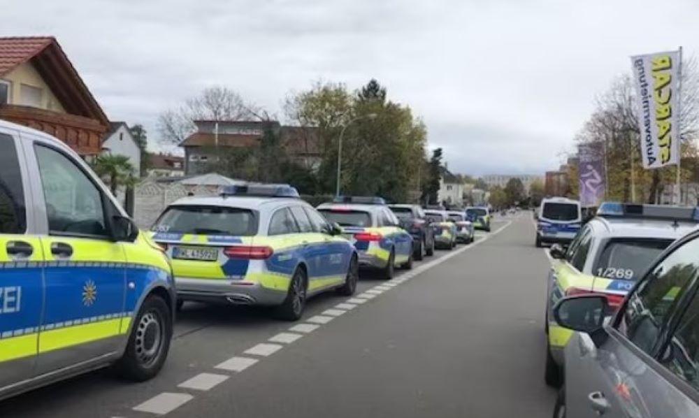 Nach den tödlichen Schüssen in Offenburg - Gewerkschaften gegen das zusätzliche Absichern von Schulen