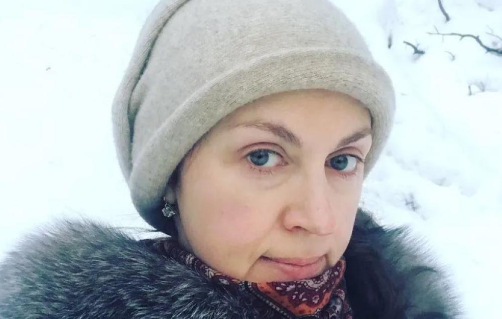 Im Gespräch mit dem ukrainischen Medien bestätigte ein Sprecher der ukrainischen Armee die Berichterstattung der Medien über den Angriff. Lokalen Berichten zufolge gab Polina Menschikh einen Auftritt in einem örtlichen Tanzlokal in der besetzten Ukraine