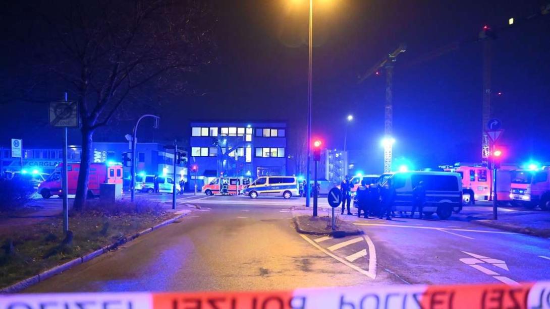 Ermittelt werde gegen zwei Mitglieder der Gruppe Muslim Interaktiv, teilte die Staatsanwaltschaft in der Hansestadt am Freitag mit Razzia bei islamistischem Netzwerk in Hamburg wegen palästinensischer Demos