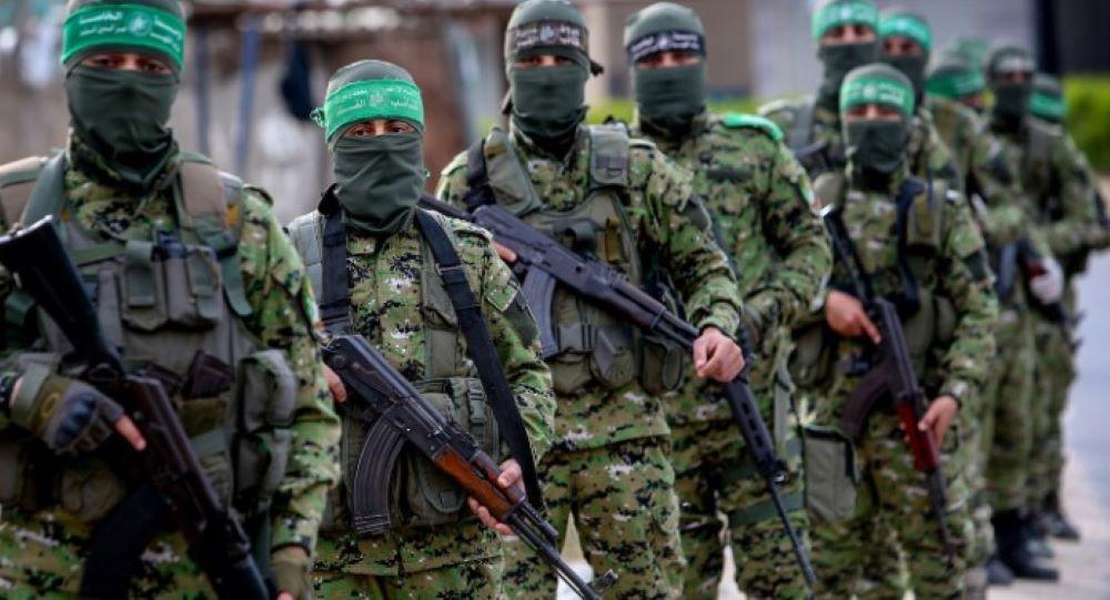 Das Vorgehen der Extremisten im Kibbuz Nir Os deutet auf eines hin: Das Verschleppen von Zivilpersonen in den Gazastreifen war ein wesentlicher Teil ihrer Strategie. Rechneten sie schon mit einem anschließenden Krieg gegen Israel? Auswertung von Hinweisen: Hamas-Terroristen hatten Geiselnahmen gezielt und gründlich geplant