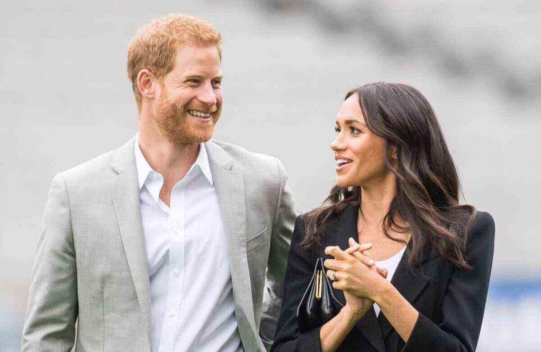 War es 2022 die Autobiografie "Reserve" von Prinz Harry, ist es nun "Endgame" (deutsch: Endspiel) von Omid Scobie Was den Streit zwischen Harry und Meghan einerseits und dem Rest der Royal Family andererseits verschärft, ist die Stille. Prinz Harry und Ehefrau Herzogin Meghan