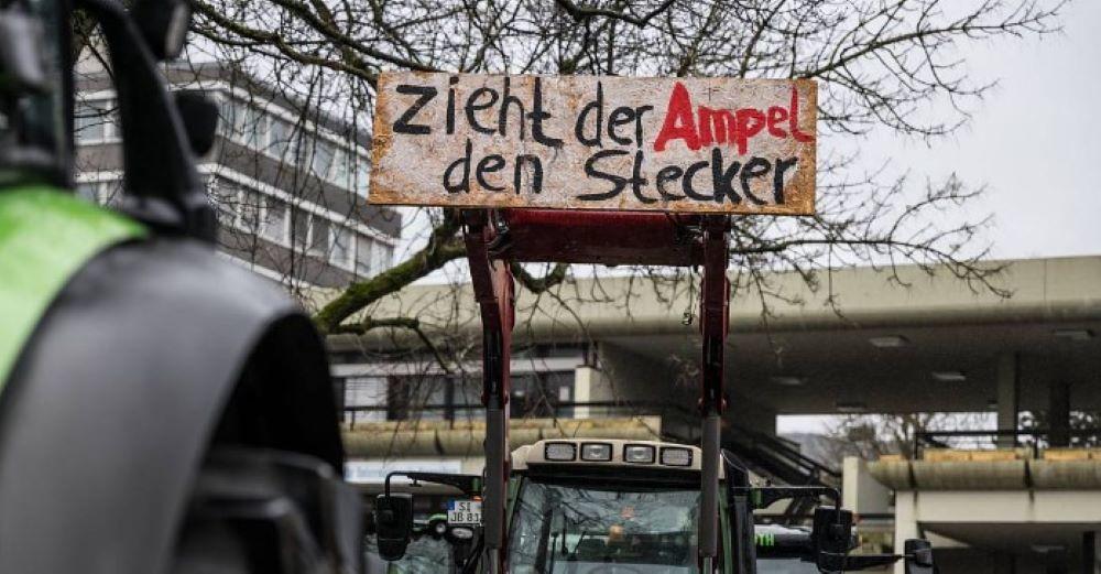 Die Mehrheit der Bevölkerung zeigt nicht nur Verständnis mit den Landwirten. Höhepunkt der Aktionswoche von Bauern mit Finanzminister Lindner am Montag