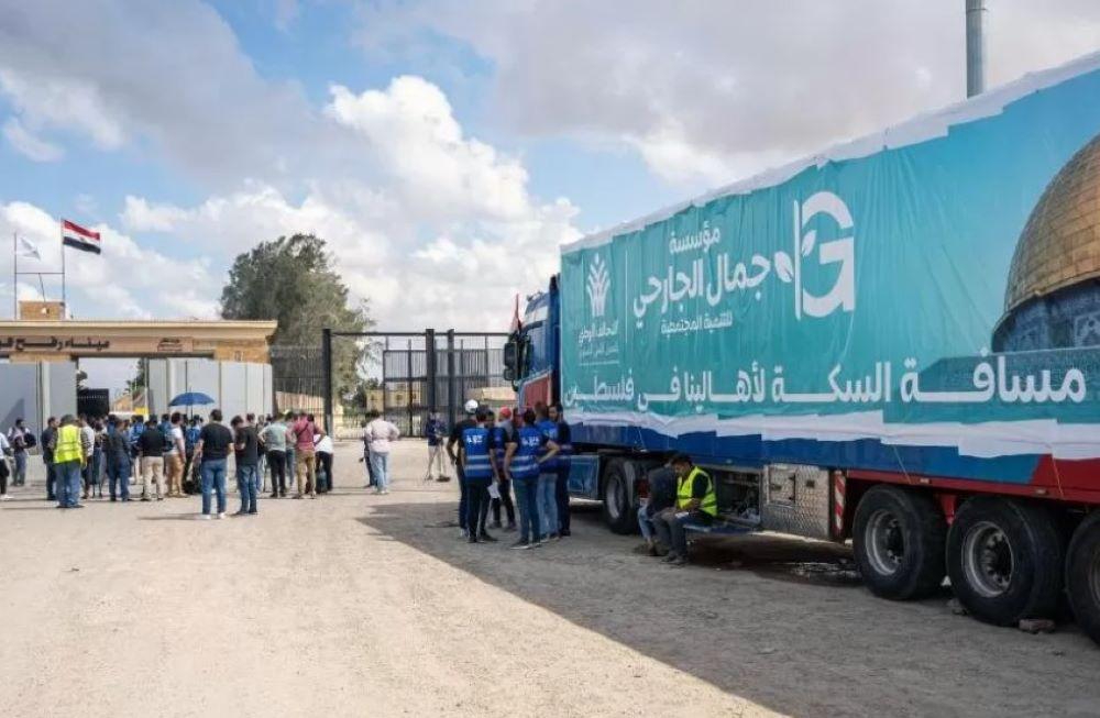 Katar hatte die Vereinbarung nach einer gemeinsamen Vermittlung mit Frankreich am Dienstag bekanntgegeben. Humanitäre Hilfe trifft im Gazastreifen ein