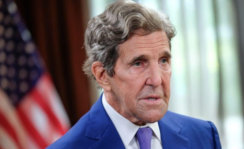 John Kerry verlässt das Weiße Haus damit er Bidens Wahlkampf unterstützen kann