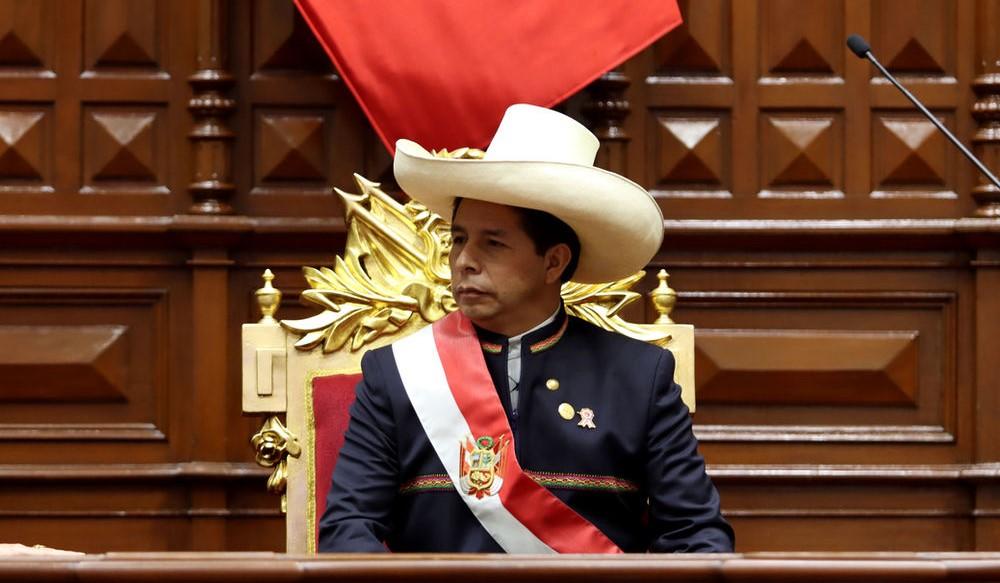 Die Staatsanwaltschaft in Peru hat 34 Jahre Haft für Ex-Präsident Pedro Castillo gefordert, dessen Entmachtung Ende 2022 monatelange gewaltsame Proteste ausgelöst hatte. Perus Ex-Präsident Pedro Castillo