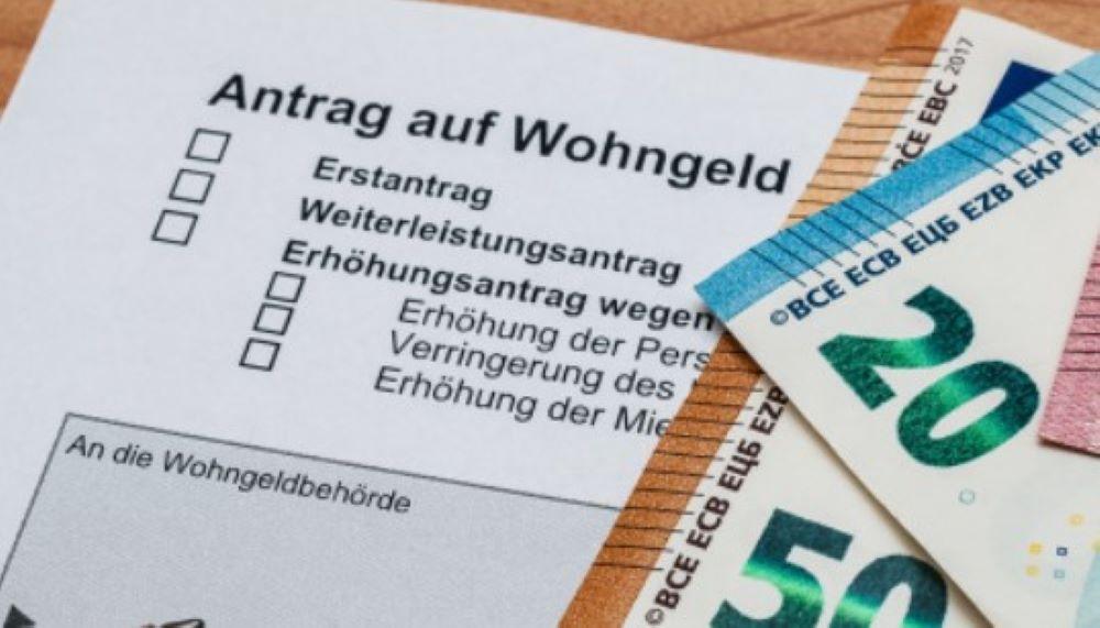 Vor einem Jahr trat die Wohngeldreform in Kraft. Allein in der Bundeshauptstadt bekommen nun deutlich mehr Menschen den Zuschuss für ihre Wohnkosten. Für die Ämter ist die Umsetzung des Bundesgesetzes ein Kraftakt, weil nach wie vor Personal fehlt. Bauministerin Klara Geywitz spricht von einer Erfolgsgeschichte. Deutlich mehr Menschen bekommen ab diesem Jahr Wohngeld