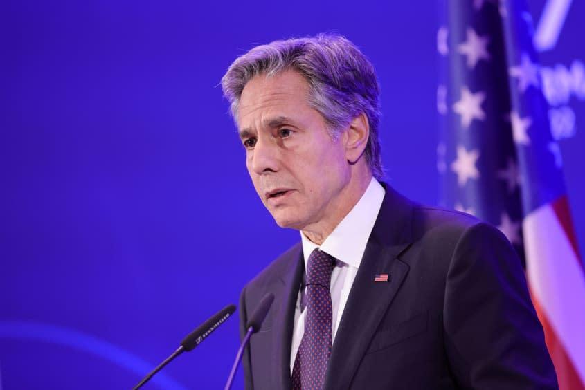 Im Ringen um ein neues Abkommen zwischen Israel und der radikalislamischen Hamas hat US-Außenminister Antony Blinken eine weitere Nahost-Reise mit einem Besuch in Saudi-Arabien begonnen. Blinken dringt in Saudi-Arabien auf "dauerhaftes Ende der Krise im Gazastreifen"