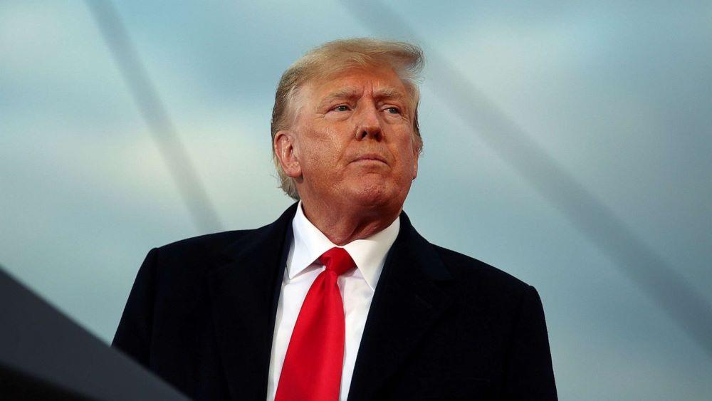 Die US-Staatsanwältin Fani Willis, die im Bundesstaat Georgia das Verfahren gegen Ex-Präsident Donald Trump wegen Wahlmanipulation leitet, hat eine romantische Beziehungen zu einem von ihr eingestellten Sonderankläger eingeräumt. Der ehemalige Präsidenten Donald Trump