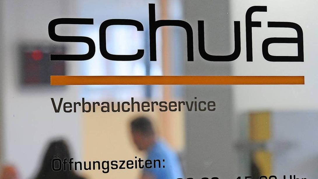 Die Datenschutz-Aktivisten stören sich daran, dass die Schufa sich für die Ausstellung der DSGVO-Selbstauskunft deutlich mehr Zeit nimmt als für die "Bonitätsauskunft". Schufa verstößt laut Datenschützer gegen Datenschutz-Verordnung