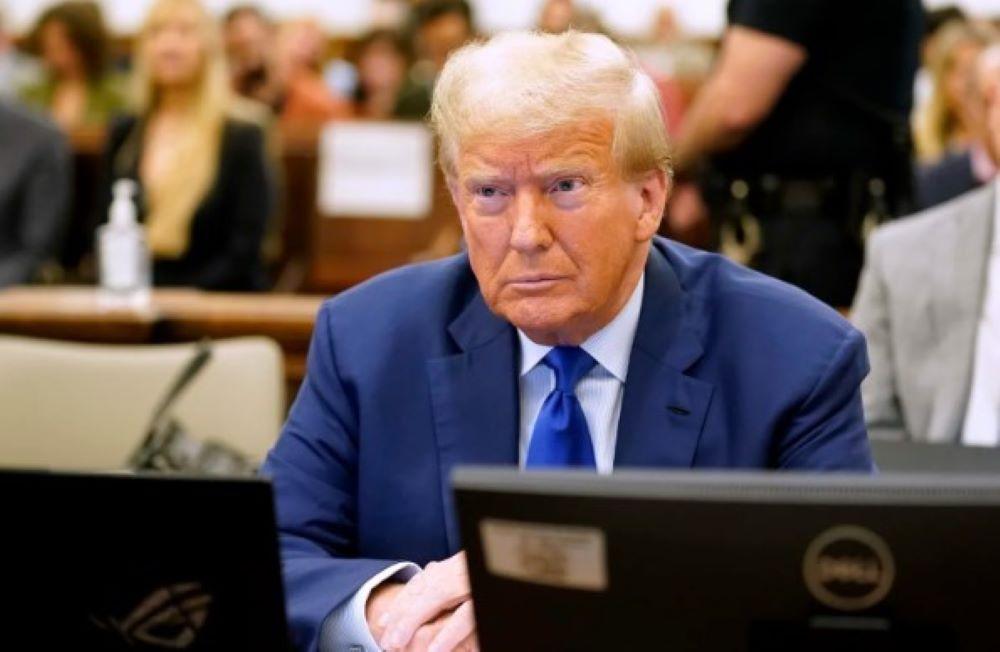 Schon in der Vergangenheit wurden Staatsanwälte Opfer diverser verbaler Angriffe aus Trumps Lager. Auch der Ex-Präsident legt es immer wieder darauf an, die Glaubwürdigkeit der Staatsanwältin zu untergraben. Der ehemalige US-Präsident Donald Trump