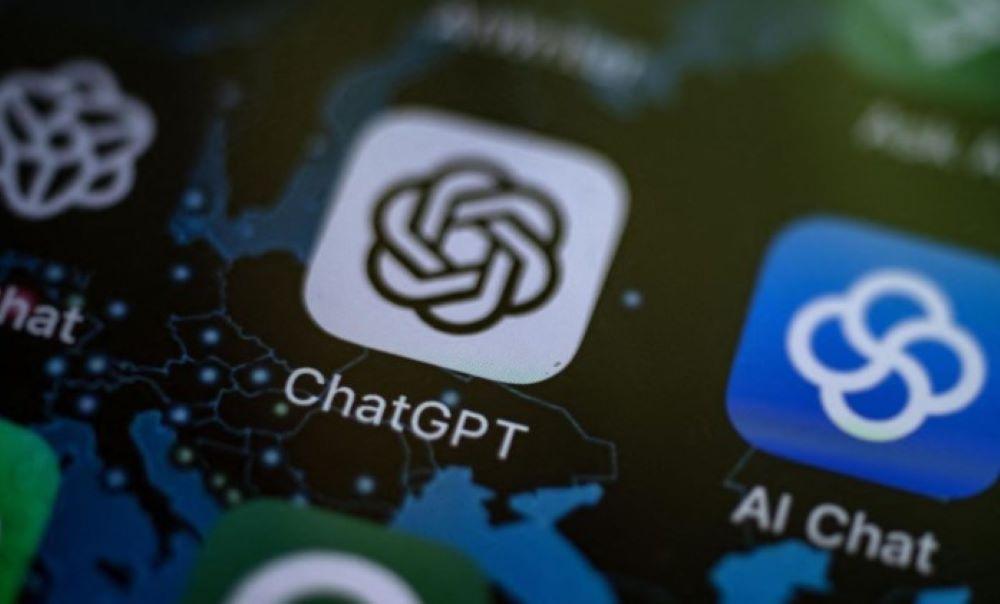 Hacker mit Verbindungen zu den Regierungen in Russland, China, Nordkorea und dem Iran nutzen einer neuen Untersuchung zufolge für ihre Cyberangriffe immer häufiger den Chatbot ChatGPT. Chinesische und russische Hackergruppen nutzen ChatGPT für Cyberangriffe
