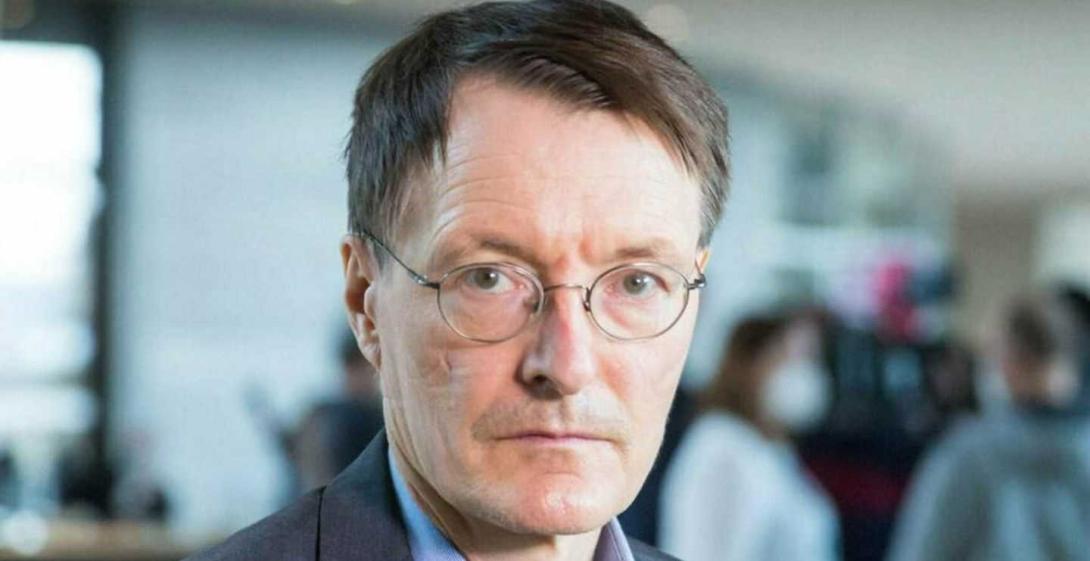 Vor dem Hintergrund des Ukraine-Kriegs will Bundesgesundheitsminister Karl Lauterbach (SPD) das deutsche Gesundheitswesen auf mögliche militärische Konflikte vorbereiten. Bundesgesundheitsminister Karl Lauterbach (SPD)