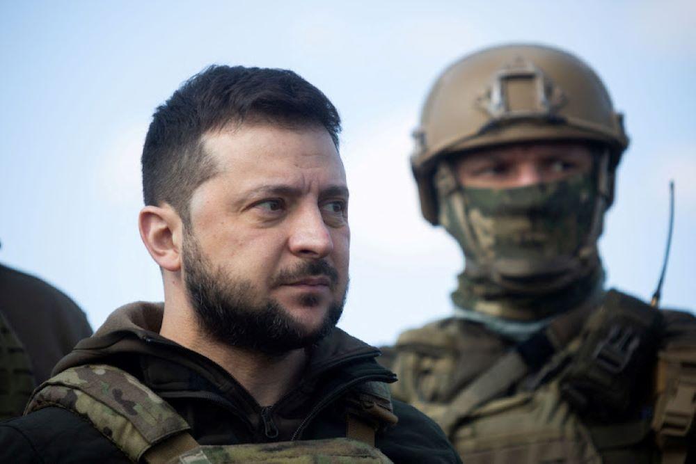 Die Ukraine hat nach eigenen Angaben den russischen Vormarsch im Land gestoppt. Der ukrainische Präsident Wolodymyr Selenskyj