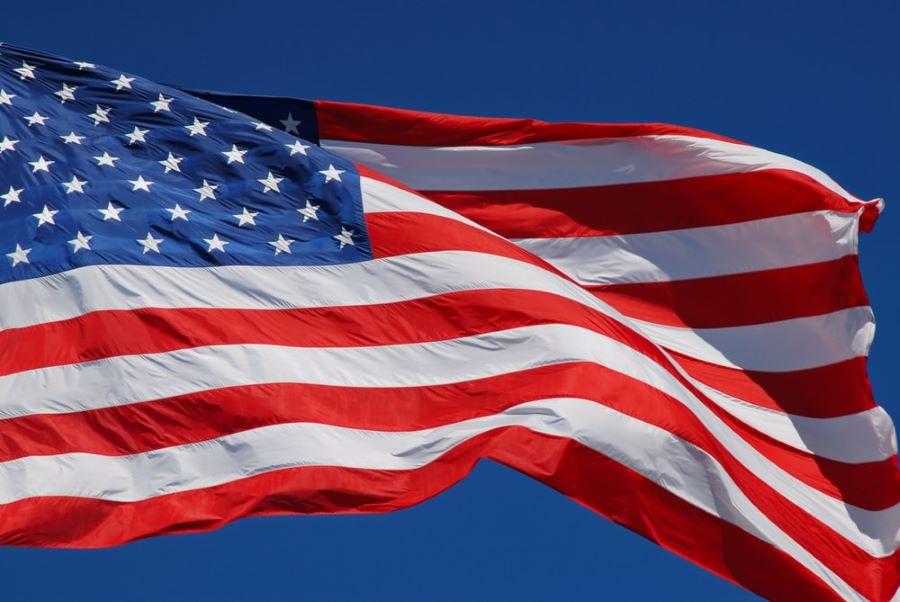 Die Vereinigten Staaten haben Israel nachdrücklich in Schutz genommen, nachdem der Internationale Strafgerichtshof (IStGH) Haftbefehle gegen den israelischen Regierungschef Benjamin Netanjahu und Verteidigungsminister Joav Galant beantragt hat. USA Verteidigen Israel Gegen Internationale Strafgerichtshofsvorwürfe