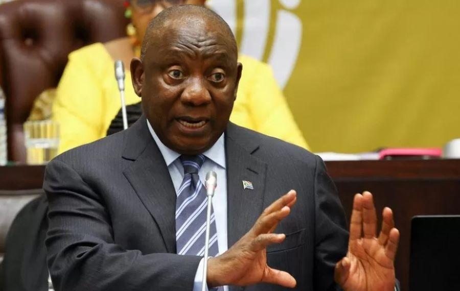 Regierung in Trümmern: Ramaphosa klammert sich an die Macht!