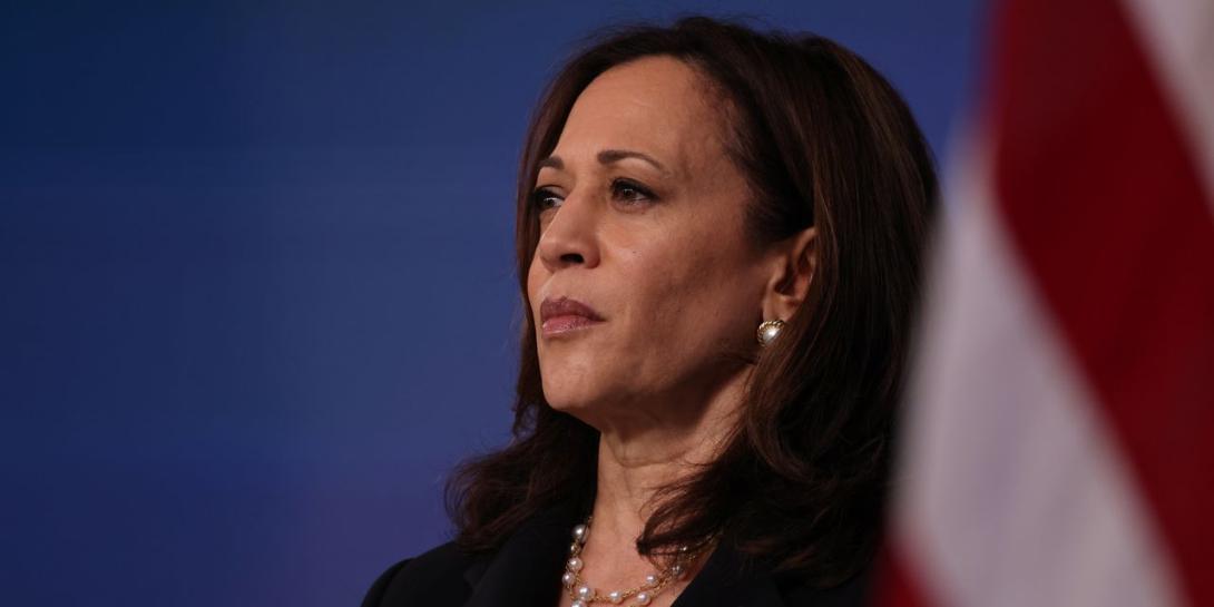 Kurz nach der Debatte sorgte ein unerwarteter Coup für Schlagzeilen: Pop-Superstar Taylor Swift erklärte auf Instagram ihre Unterstützung für Kamala Harris bei der bevorstehenden Wahl. Swift betonte, dass sie an eine ruhige und geordnete Zukunft unter Harris glaube und ihr daher ihre Stimme geben werde. Debatte der Superlative: Wie Kamala Harris Donald Trump in die Defensive drängte